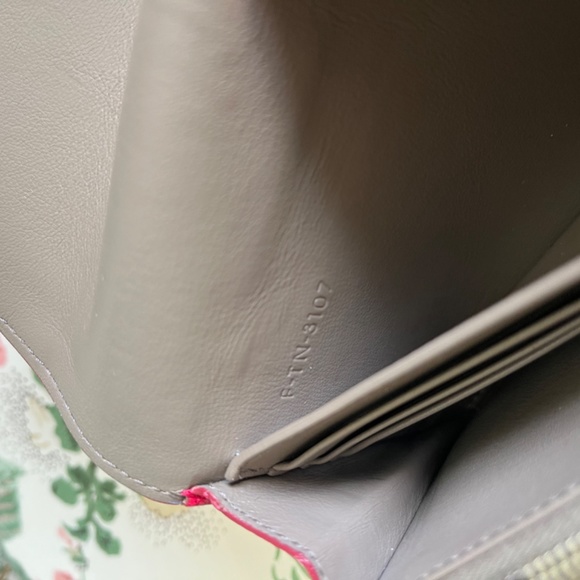 Celine Pink Bifold Snap Wallet - Large - Picture 9 of 9